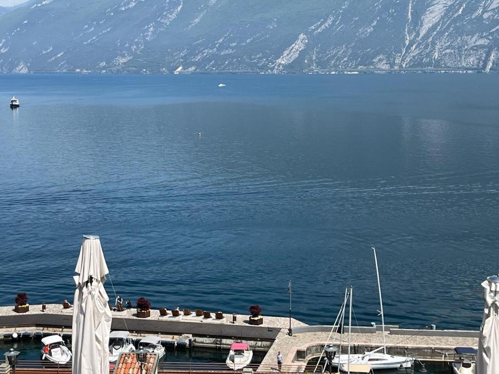 Hotel Alla Noce Limone sul Garda Exterior photo